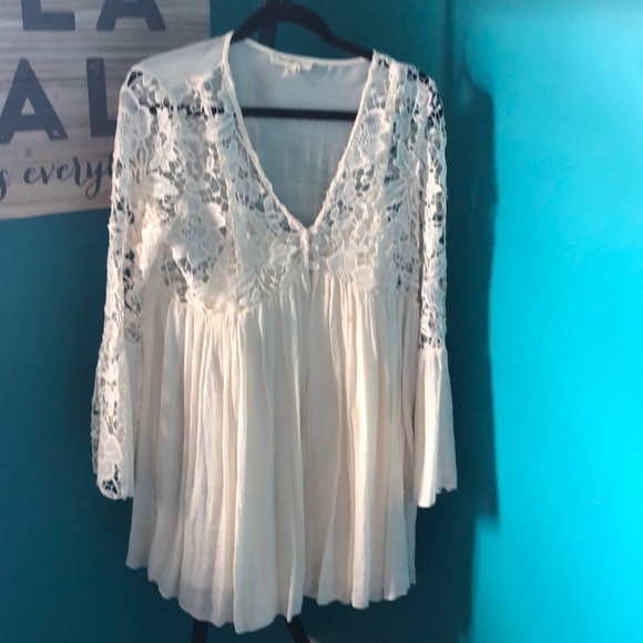 Dress - Picture 1 of 1